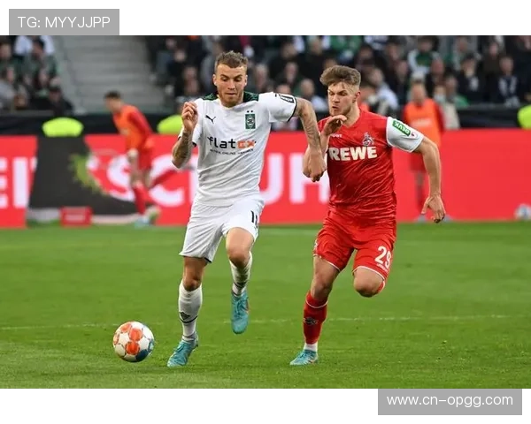 勒沃库森客场两年半首败，滕哈赫战术磨合期阵痛